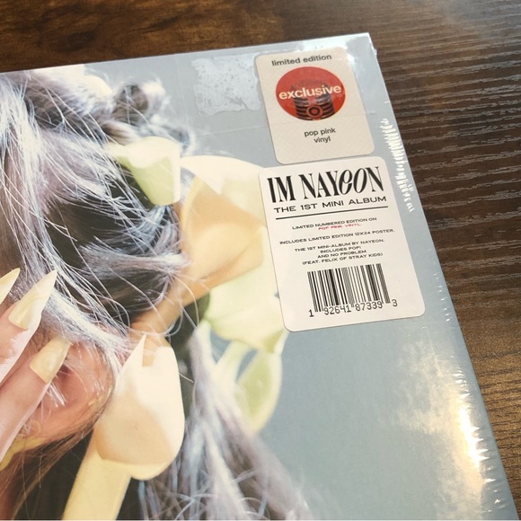 Sold ❗️More available! NEW! SEALED! NAYEON - IM NAYEON (Target Exclusive, Vinyl) - Picture 2 of 7